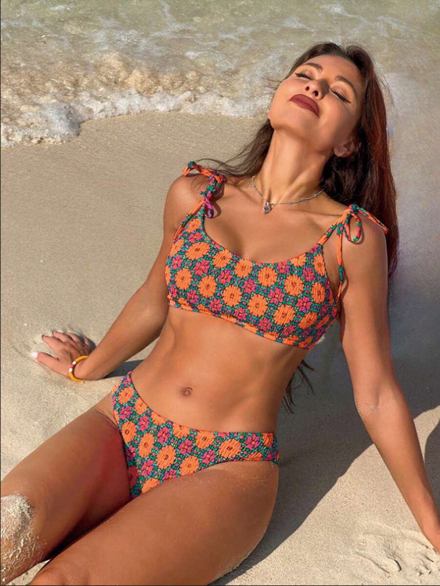 Biquíni Floral Halter Com Amarração