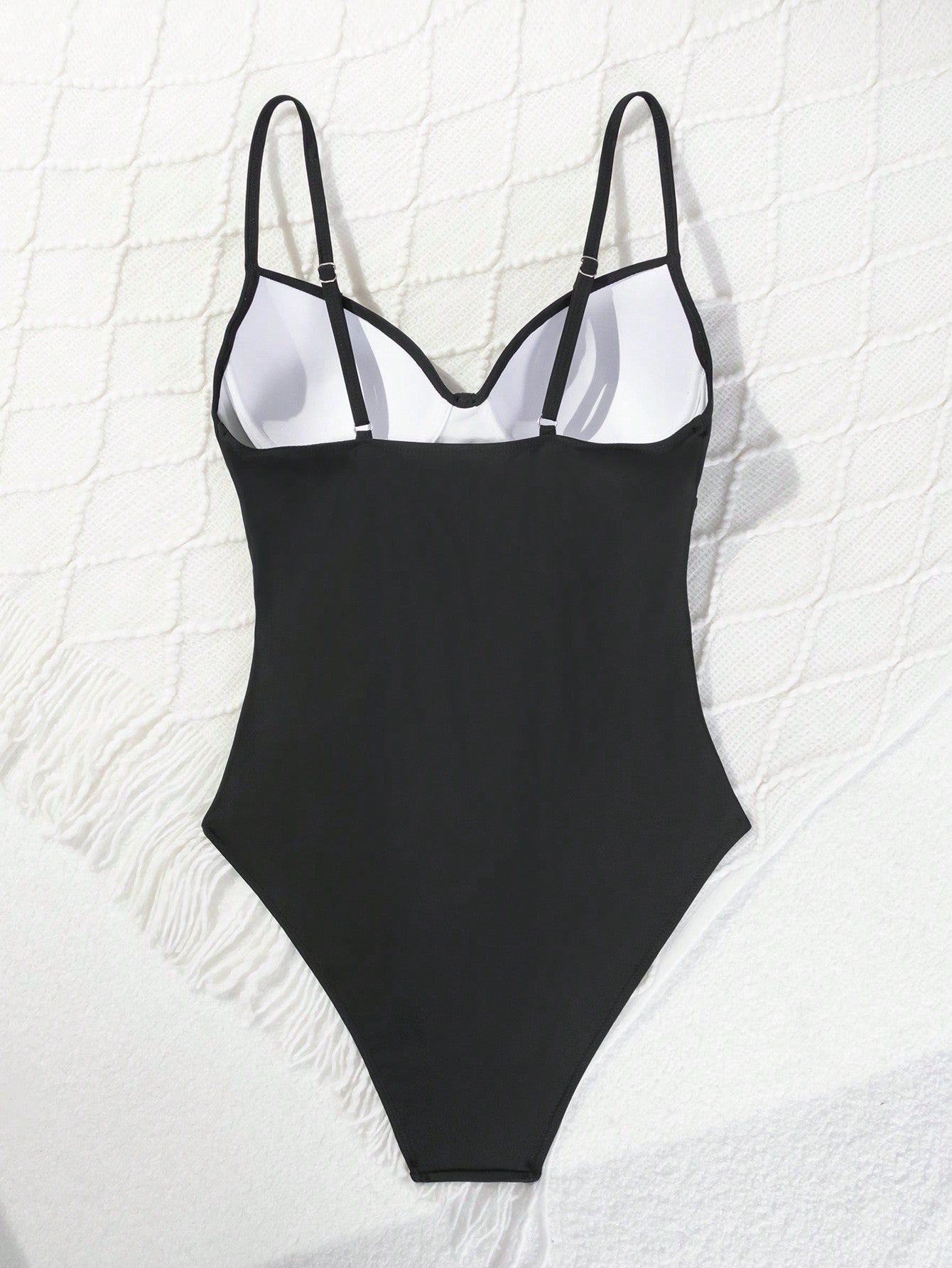 Maiô Feminino Disfarça Barriga com Bojo