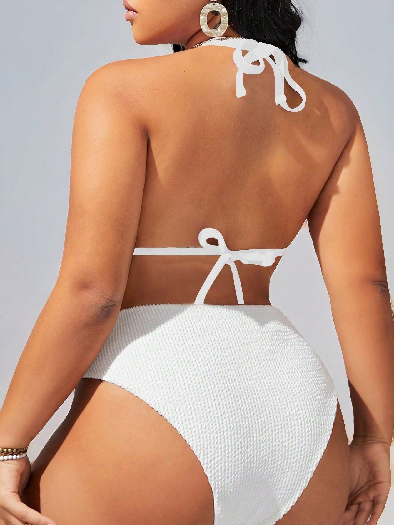 Biquíni Plus Size Com Detalhe De Argolas